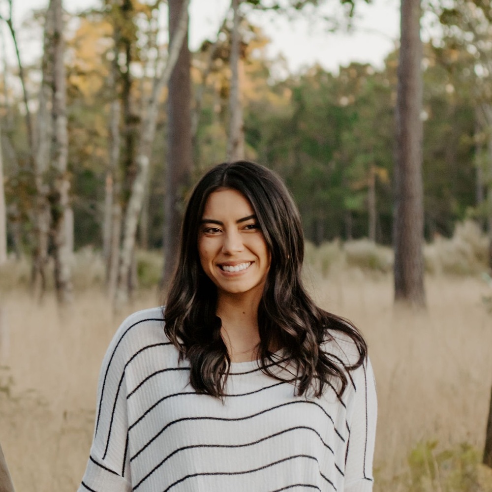 Meet your Posher, Julia